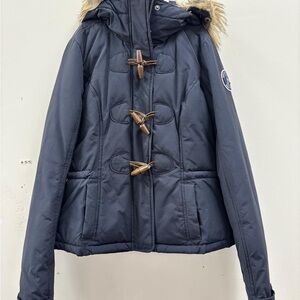 Abercrombie & Fitch Navy Puffer Jacket with Toggle Closures
